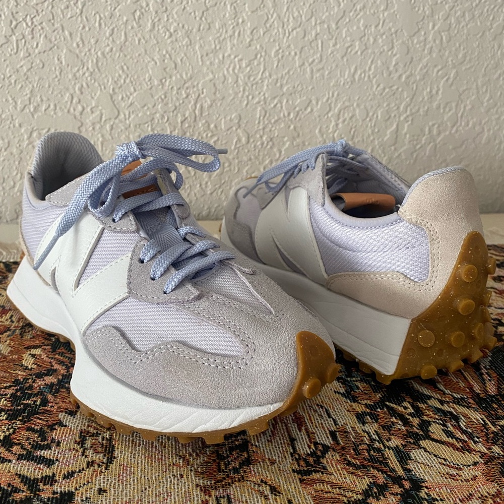 New Balance 327 Violet Haze Gum Bottom RARE